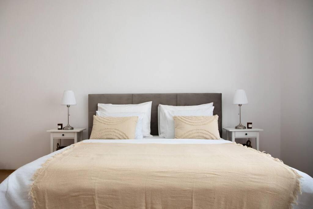 ספליט Brand New City Center Apartment Nostalgija מראה חיצוני תמונה